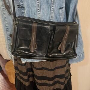 Aurielle black leather purse with brown leather